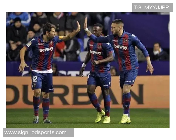 莱万特与巴塞罗那激战结果揭晓球迷热议精彩瞬间与未来展望